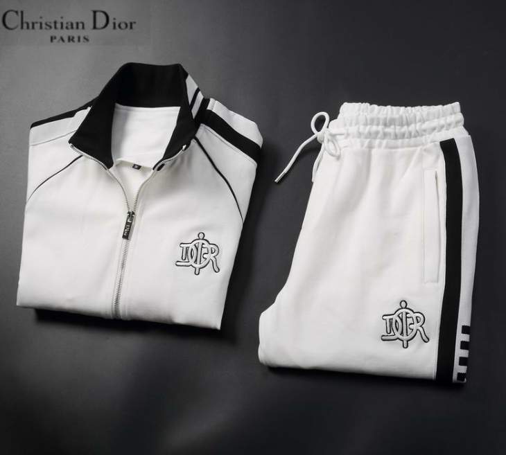 Picture of Dior Sweater Suits _SKUDiorM-4XL24cn2238580